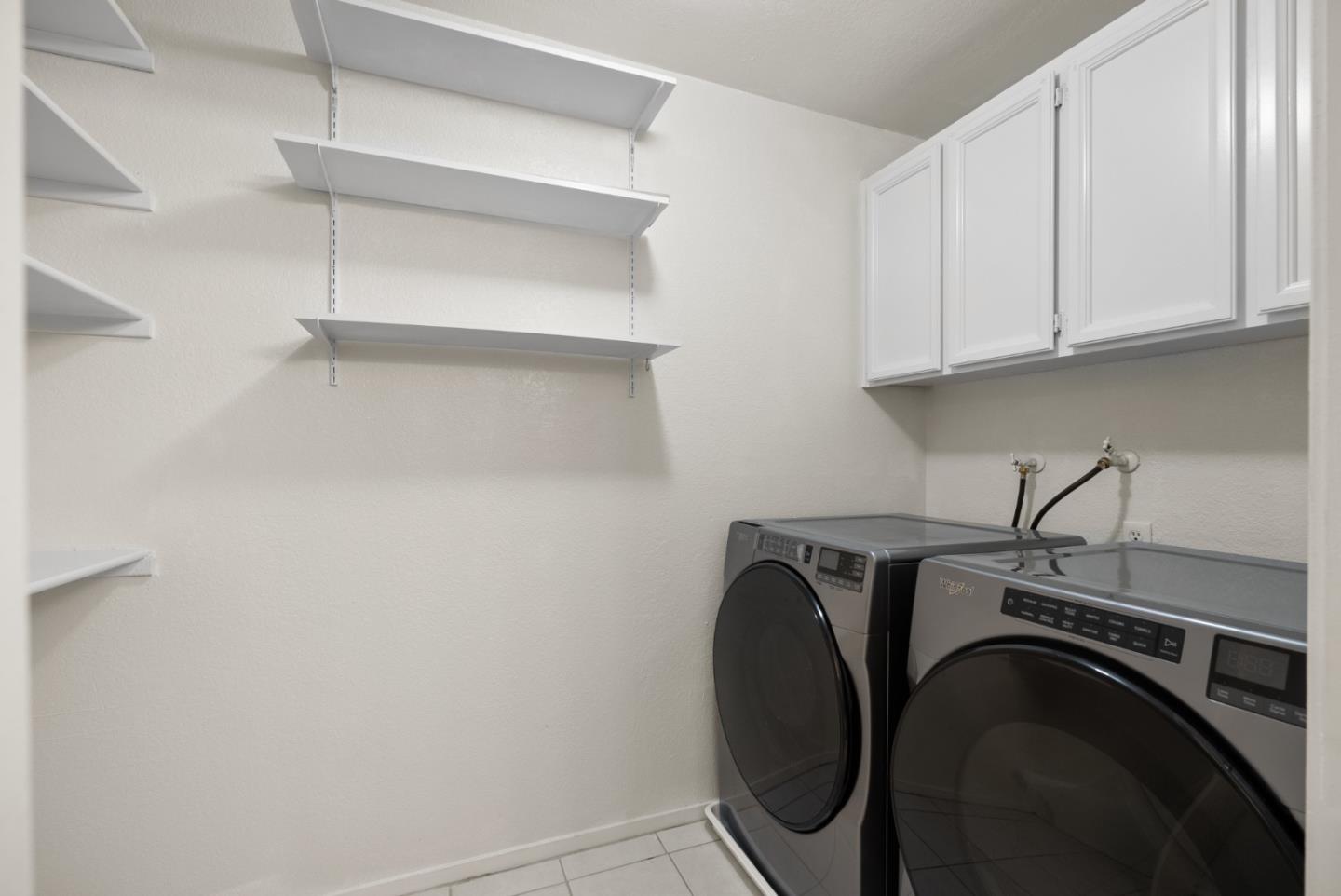 Detail Gallery Image 22 of 31 For 5701 Makati Cir #D,  San Jose,  CA 95123 - 1 Beds | 1 Baths