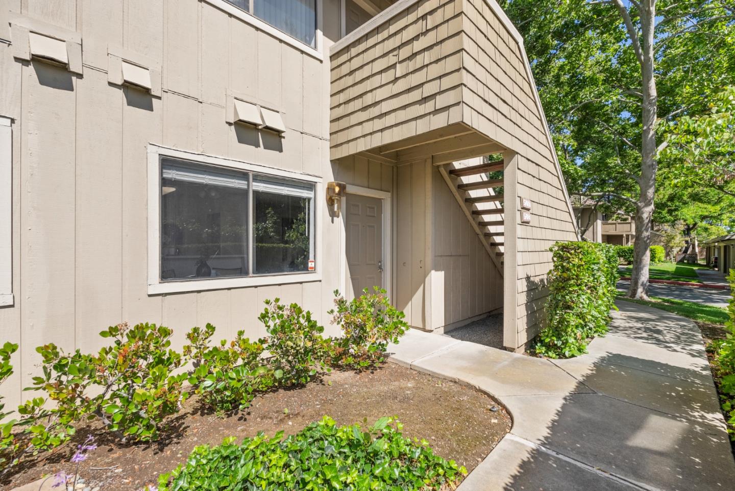 Detail Gallery Image 25 of 31 For 5701 Makati Cir #D,  San Jose,  CA 95123 - 1 Beds | 1 Baths