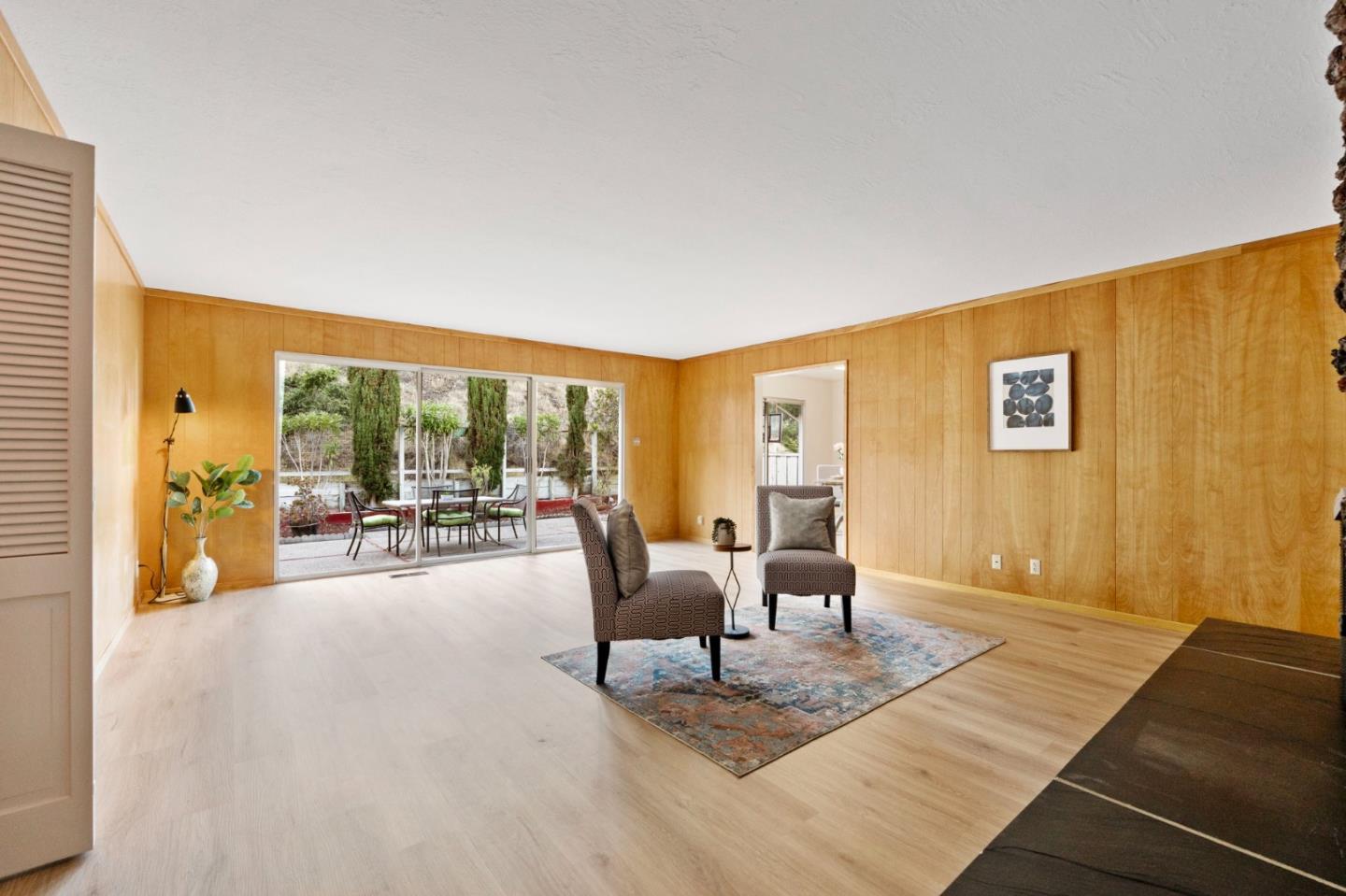 Detail Gallery Image 24 of 51 For 942 Viewridge Dr, San Mateo,  CA 94403 - 4 Beds | 2/1 Baths