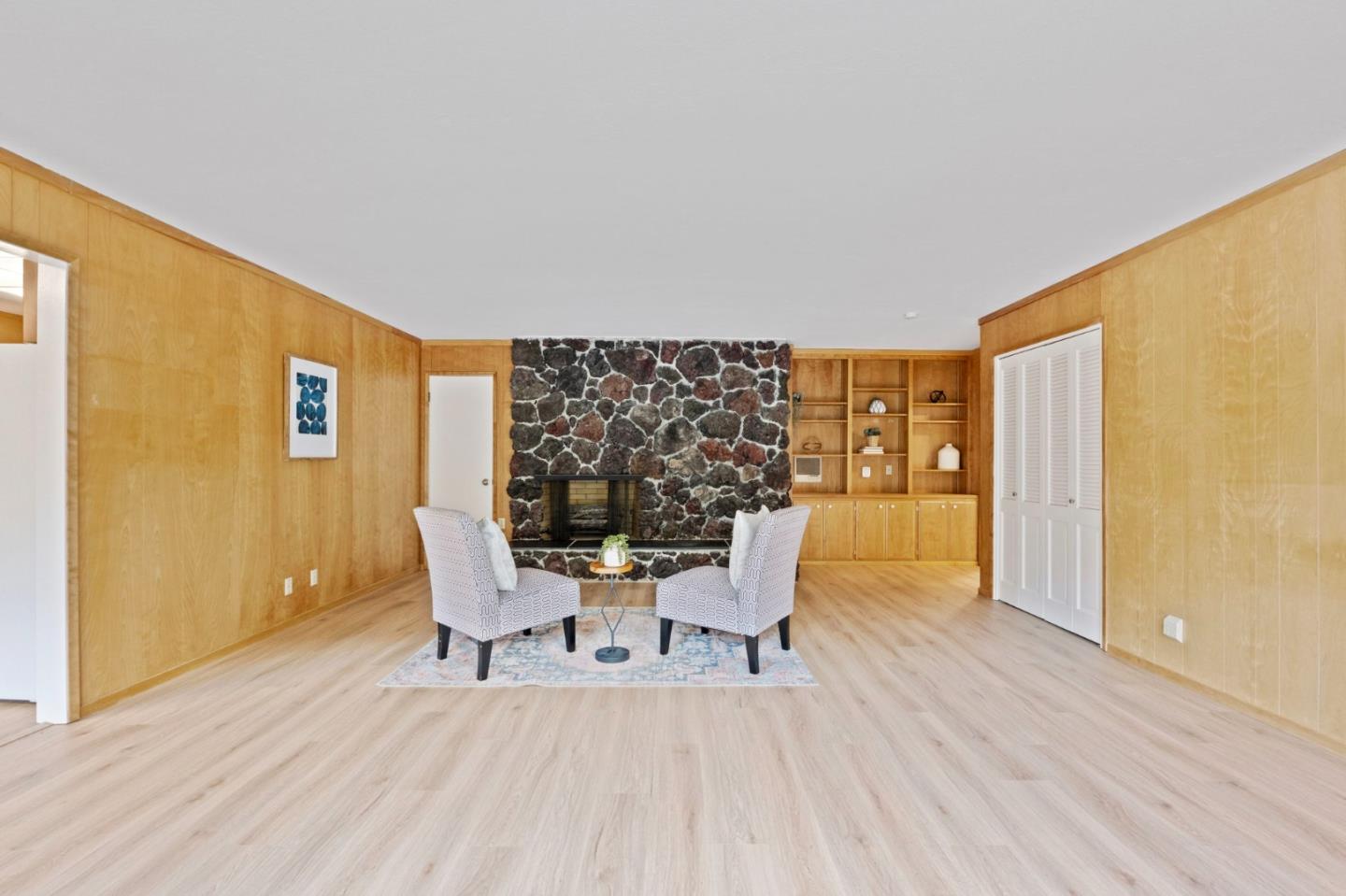 Detail Gallery Image 25 of 51 For 942 Viewridge Dr, San Mateo,  CA 94403 - 4 Beds | 2/1 Baths