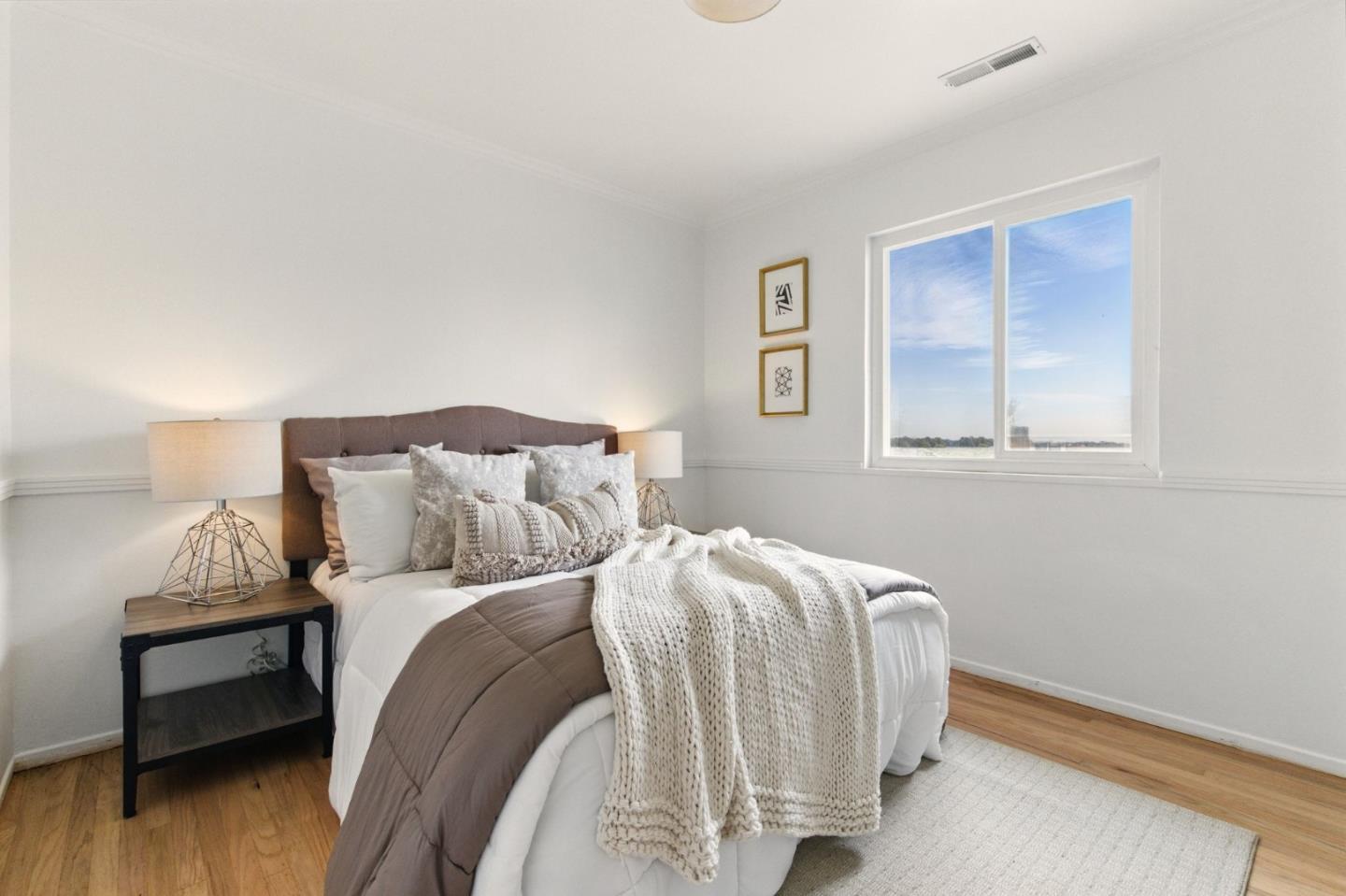 Detail Gallery Image 13 of 35 For 3820 Colby Way, San Bruno,  CA 94066 - 3 Beds | 2 Baths