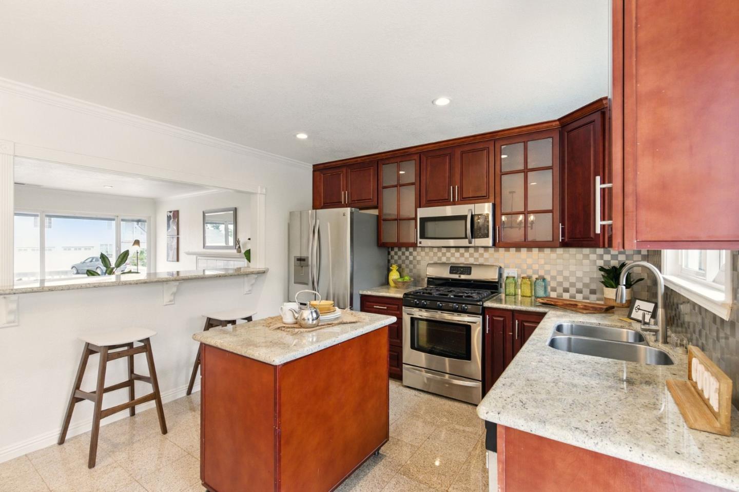 Detail Gallery Image 9 of 35 For 3820 Colby Way, San Bruno,  CA 94066 - 3 Beds | 2 Baths