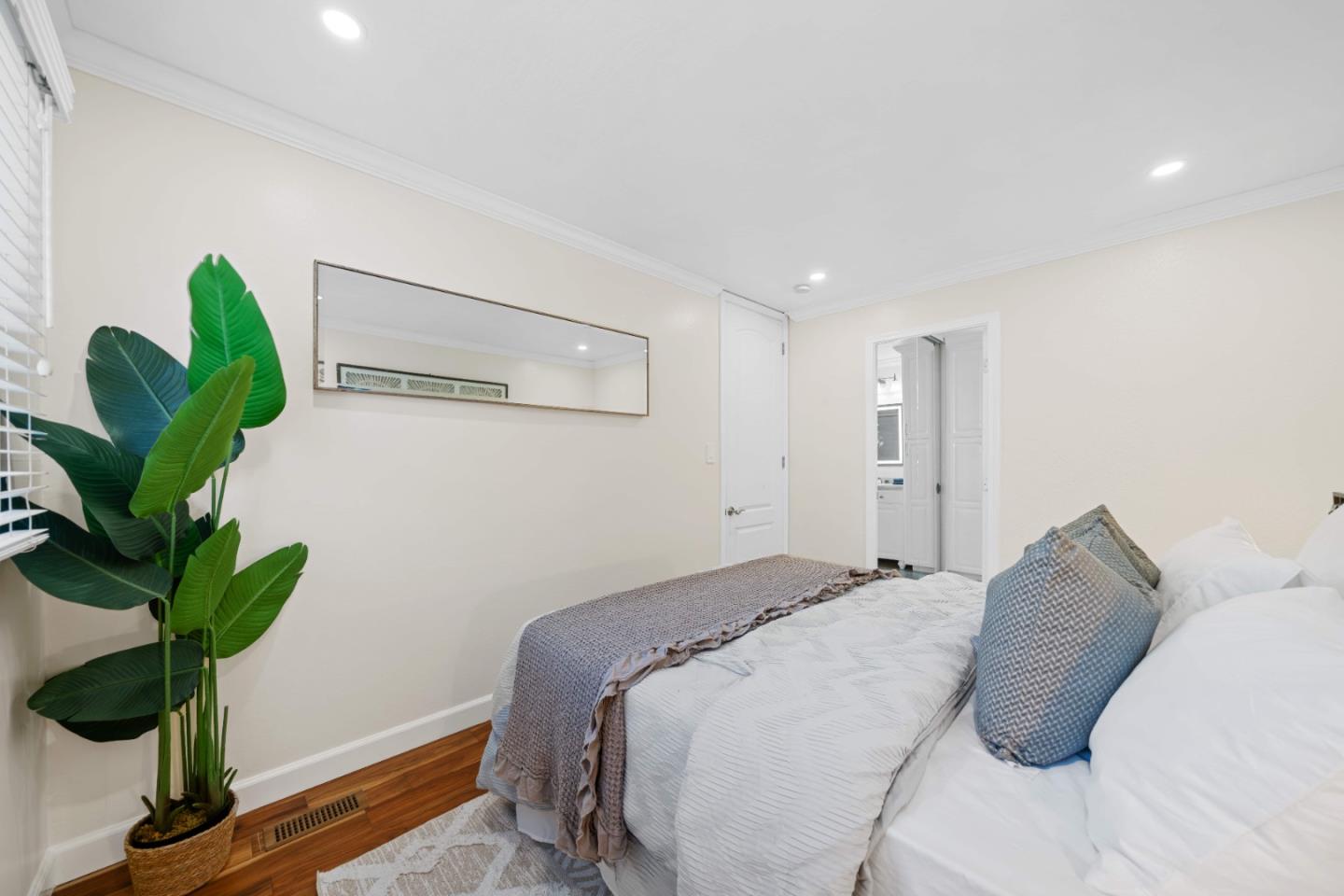 Detail Gallery Image 13 of 22 For 1738 Del Paso Ave, San Jose,  CA 95124 - 4 Beds | 2 Baths