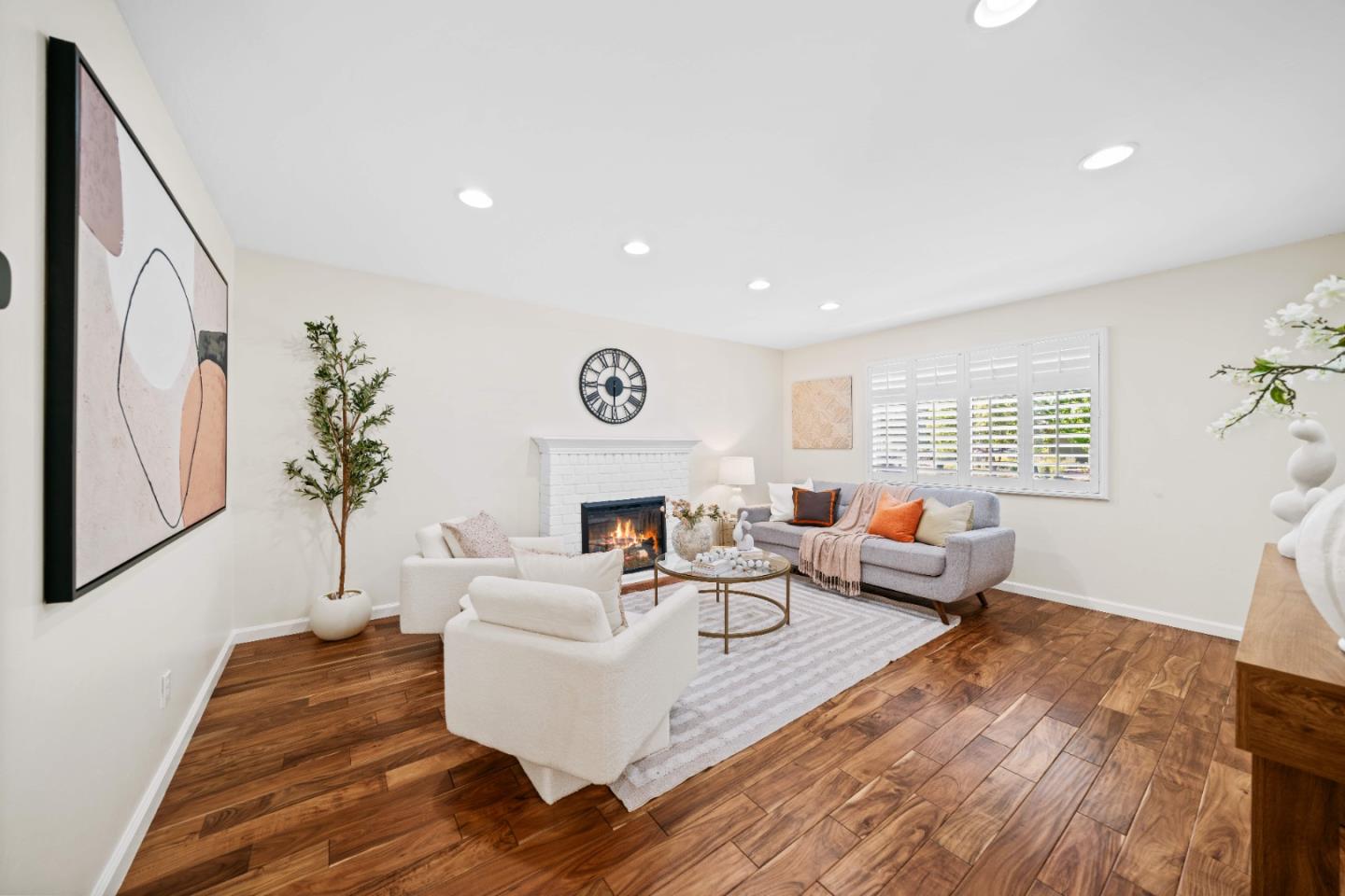 Detail Gallery Image 4 of 6 For 1738 Del Paso Ave, San Jose,  CA 95124 - 4 Beds | 2 Baths