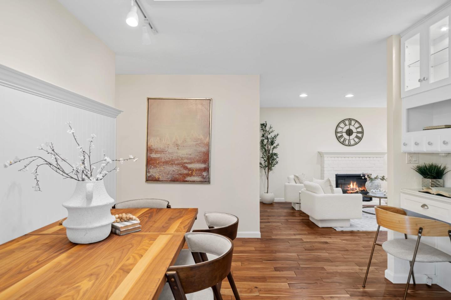 Detail Gallery Image 5 of 6 For 1738 Del Paso Ave, San Jose,  CA 95124 - 4 Beds | 2 Baths