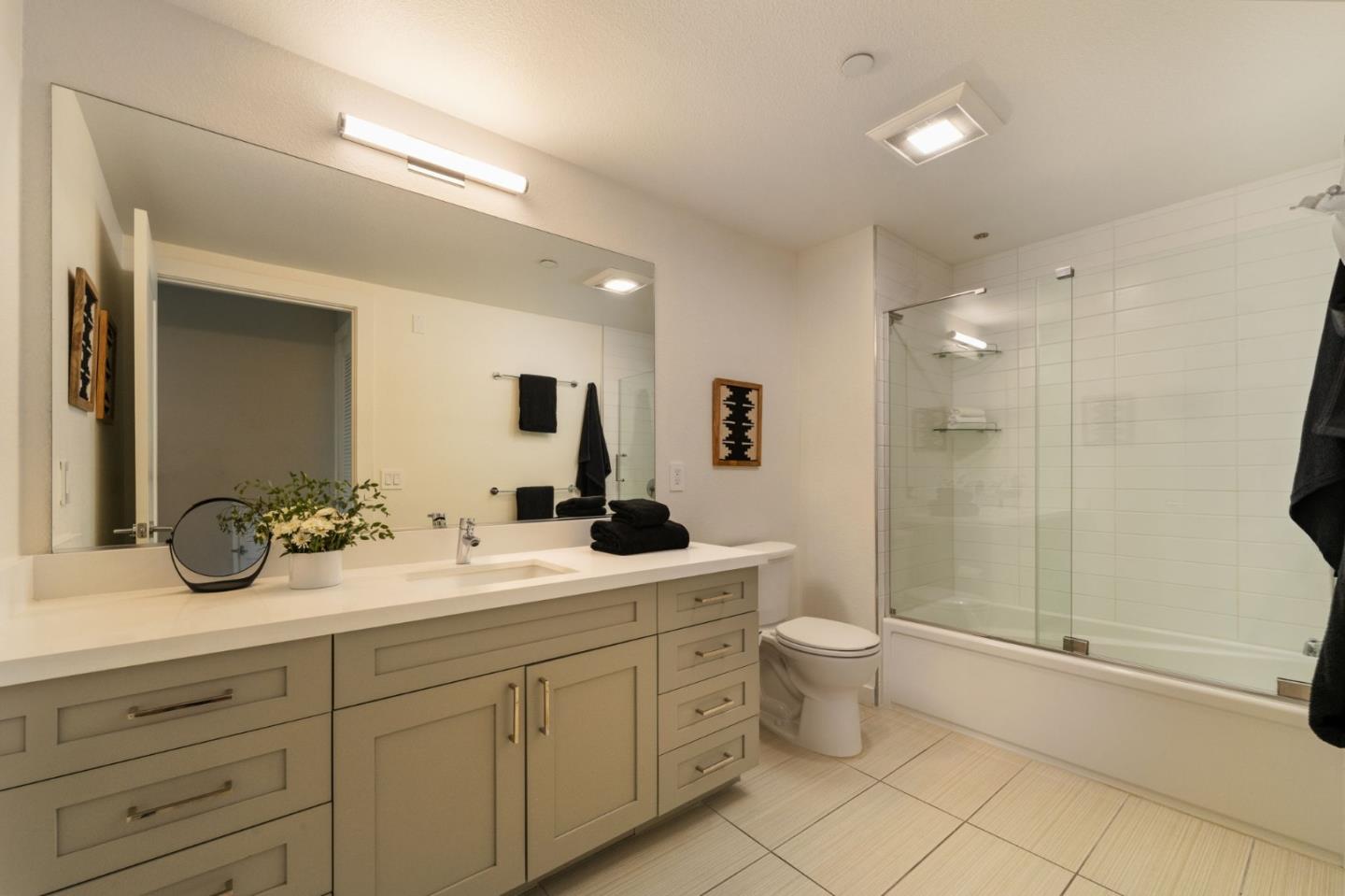 Detail Gallery Image 13 of 24 For 400 El Camino Real #311,  Belmont,  CA 94002 - 1 Beds | 1 Baths