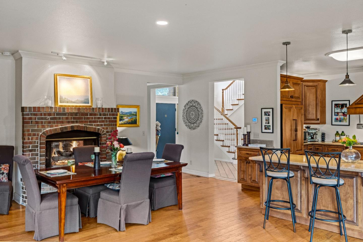 Detail Gallery Image 14 of 62 For 2 Mesa Del Sol, Salinas,  CA 93908 - 3 Beds | 3 Baths