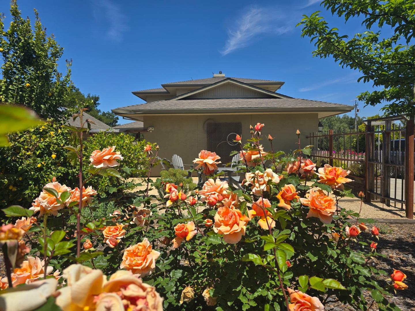 Detail Gallery Image 33 of 62 For 2 Mesa Del Sol, Salinas,  CA 93908 - 3 Beds | 3 Baths