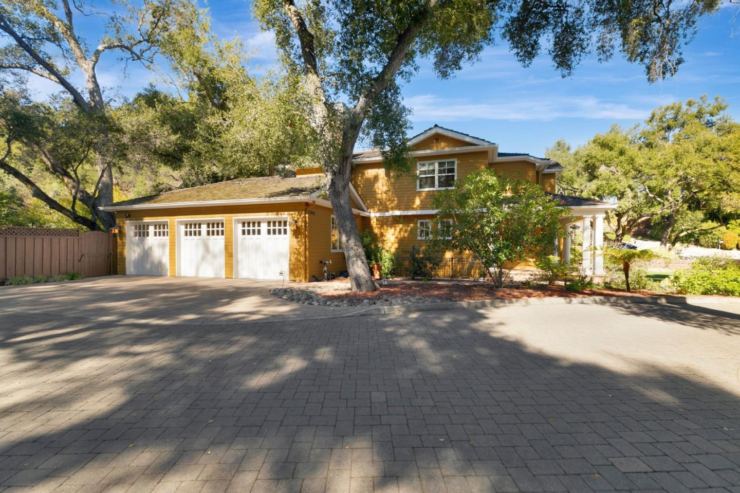 Detail Gallery Image 13 of 13 For 13998 Alta Vista, Saratoga,  CA 95070 - 6 Beds | 5/1 Baths