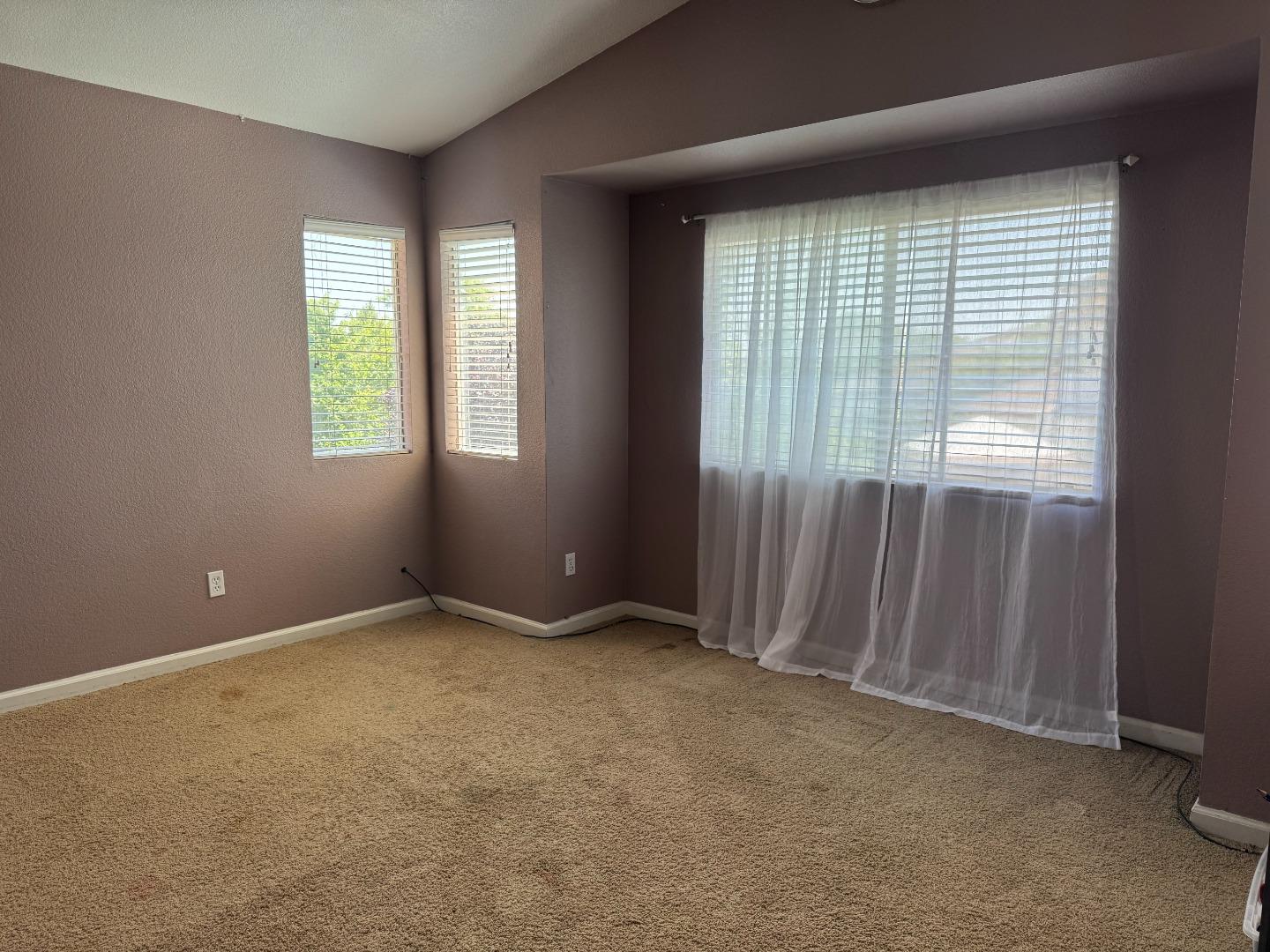 Detail Gallery Image 8 of 9 For 1608 Henry Long Blvd, Stockton,  CA 95206 - 4 Beds | 3 Baths