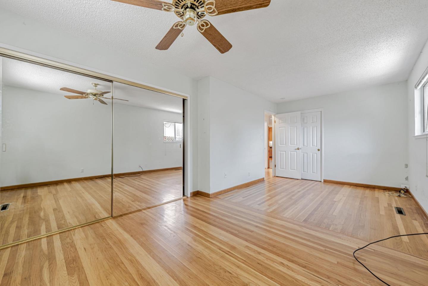 Detail Gallery Image 12 of 22 For 1160 Paula Dr, Campbell,  CA 95008 - 4 Beds | 2 Baths