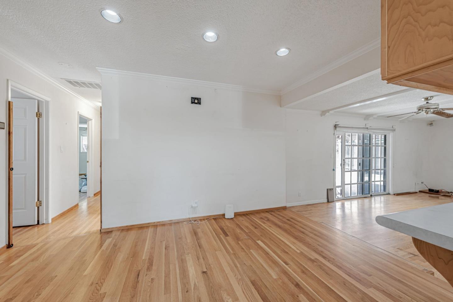 Detail Gallery Image 13 of 22 For 1160 Paula Dr, Campbell,  CA 95008 - 4 Beds | 2 Baths