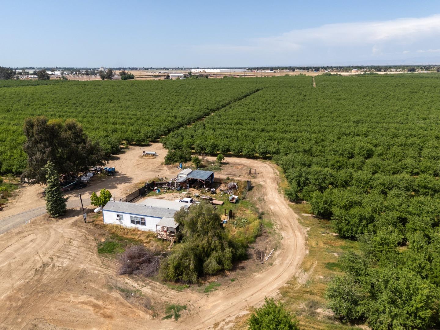 Detail Gallery Image 14 of 31 For 17269 Avenue 24, Chowchilla,  CA 93610 - – Beds | – Baths