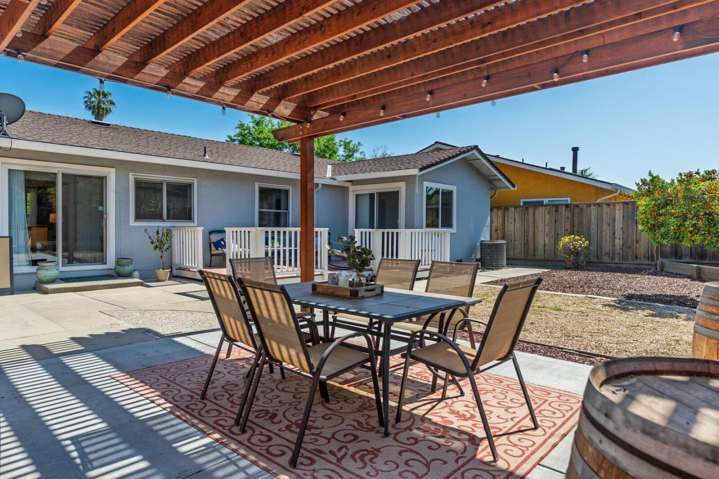 Detail Gallery Image 15 of 16 For 339 Viewpark Cir, San Jose,  CA 95136 - 4 Beds | 2 Baths