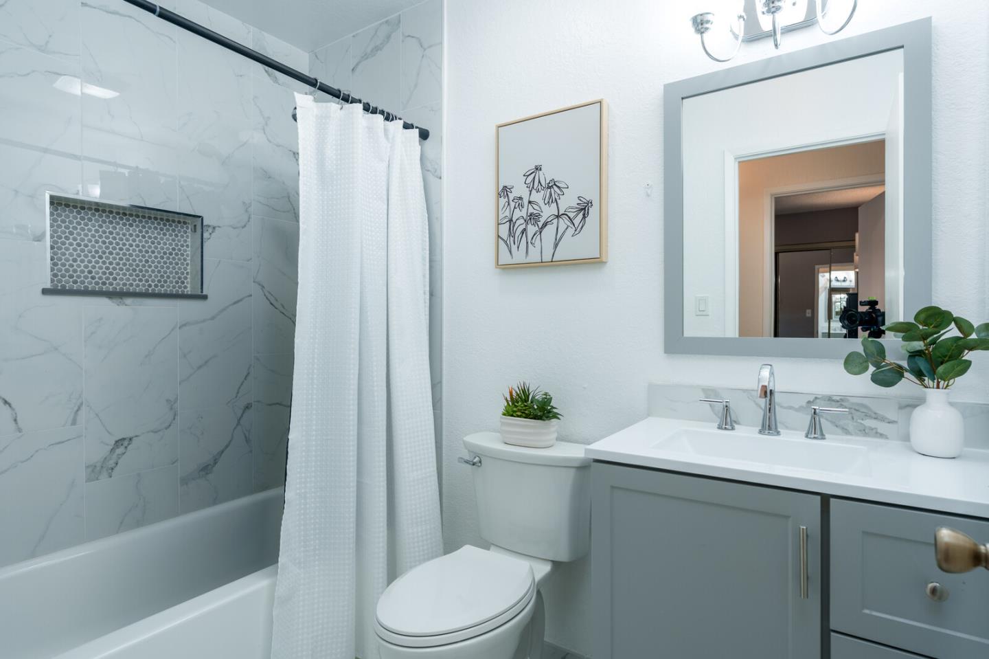 Detail Gallery Image 8 of 16 For 339 Viewpark Cir, San Jose,  CA 95136 - 4 Beds | 2 Baths
