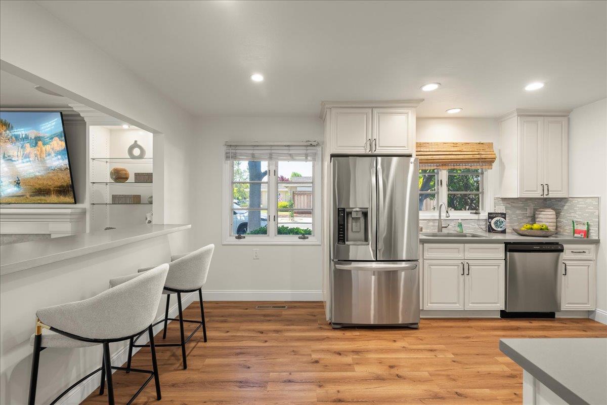 Detail Gallery Image 10 of 32 For 1597 Koch Ln, San Jose,  CA 95125 - 3 Beds | 2/1 Baths