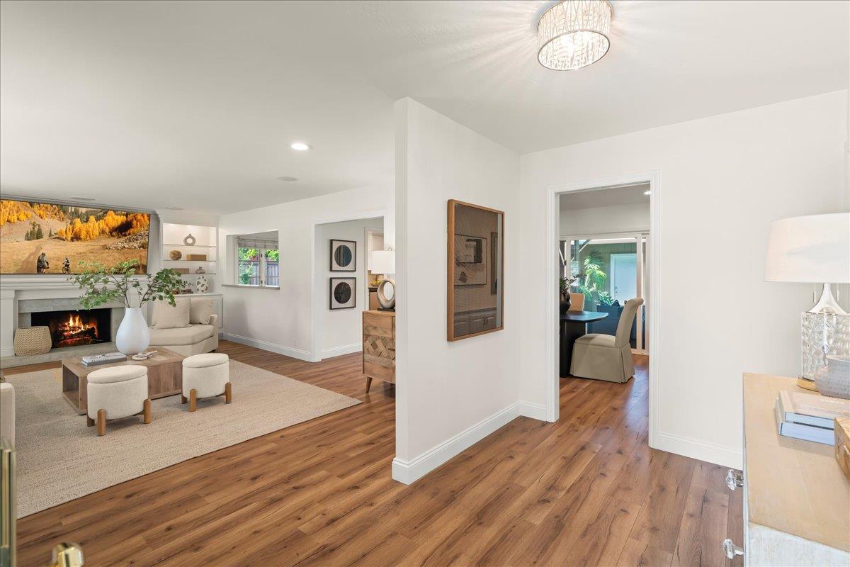 Detail Gallery Image 4 of 32 For 1597 Koch Ln, San Jose,  CA 95125 - 3 Beds | 2/1 Baths