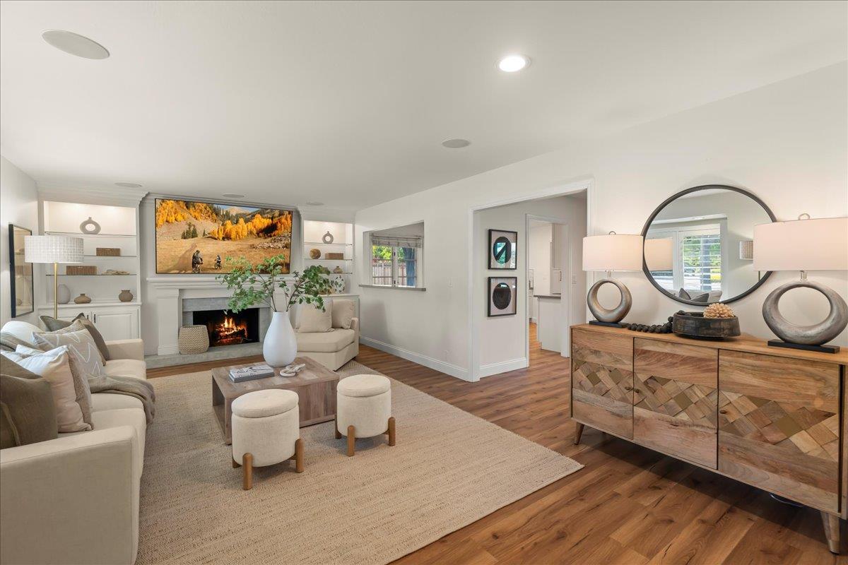 Detail Gallery Image 5 of 32 For 1597 Koch Ln, San Jose,  CA 95125 - 3 Beds | 2/1 Baths