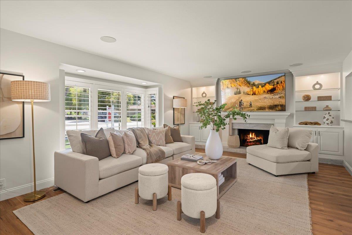 Detail Gallery Image 6 of 32 For 1597 Koch Ln, San Jose,  CA 95125 - 3 Beds | 2/1 Baths