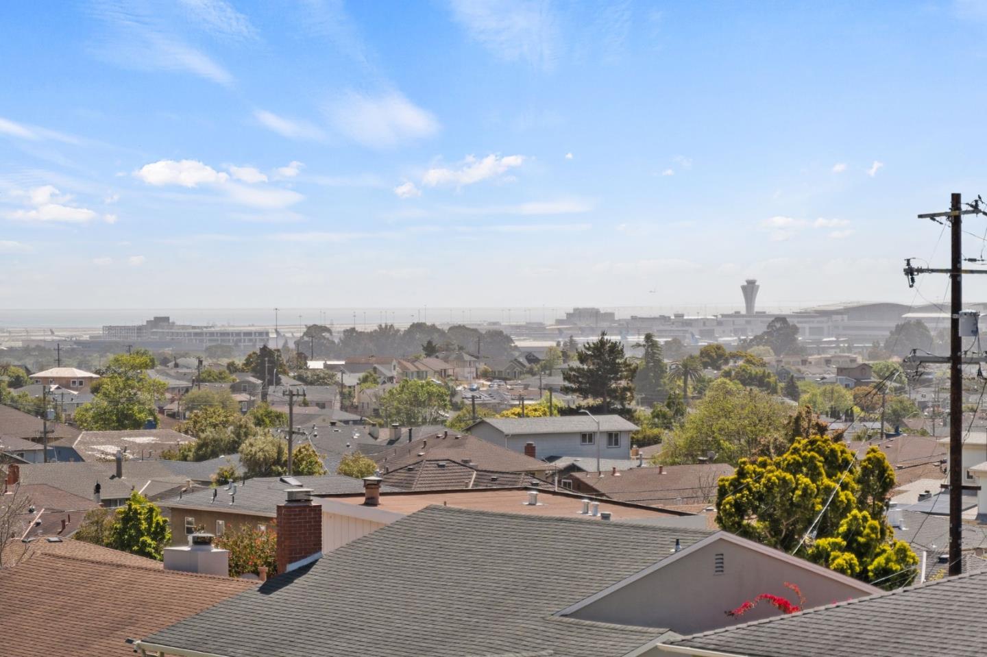 Detail Gallery Image 2 of 21 For 1694 Hickory Ave, San Bruno,  CA 94066 - 3 Beds | 2 Baths