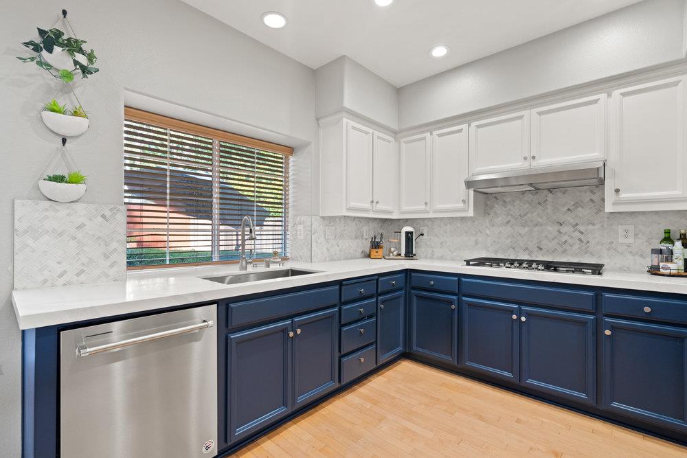 Detail Gallery Image 23 of 55 For 7290 Downs Dr, San Jose,  CA 95139 - 4 Beds | 3 Baths