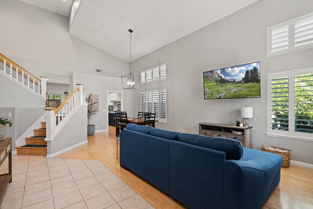 Detail Gallery Image 8 of 55 For 7290 Downs Dr, San Jose,  CA 95139 - 4 Beds | 3 Baths