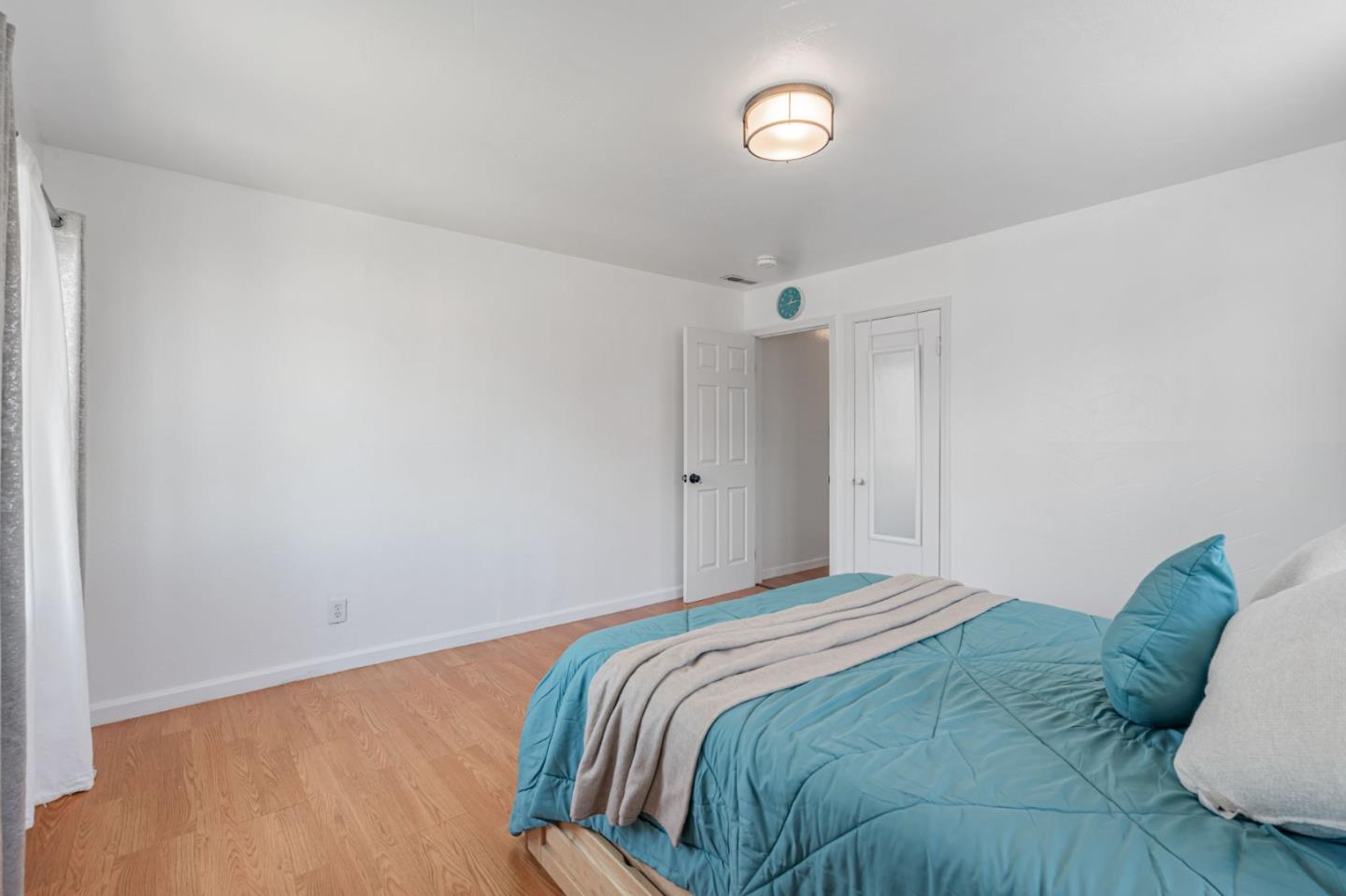 Detail Gallery Image 27 of 51 For 647 Stege Ave, Richmond,  CA 94804 - 4 Beds | 2 Baths