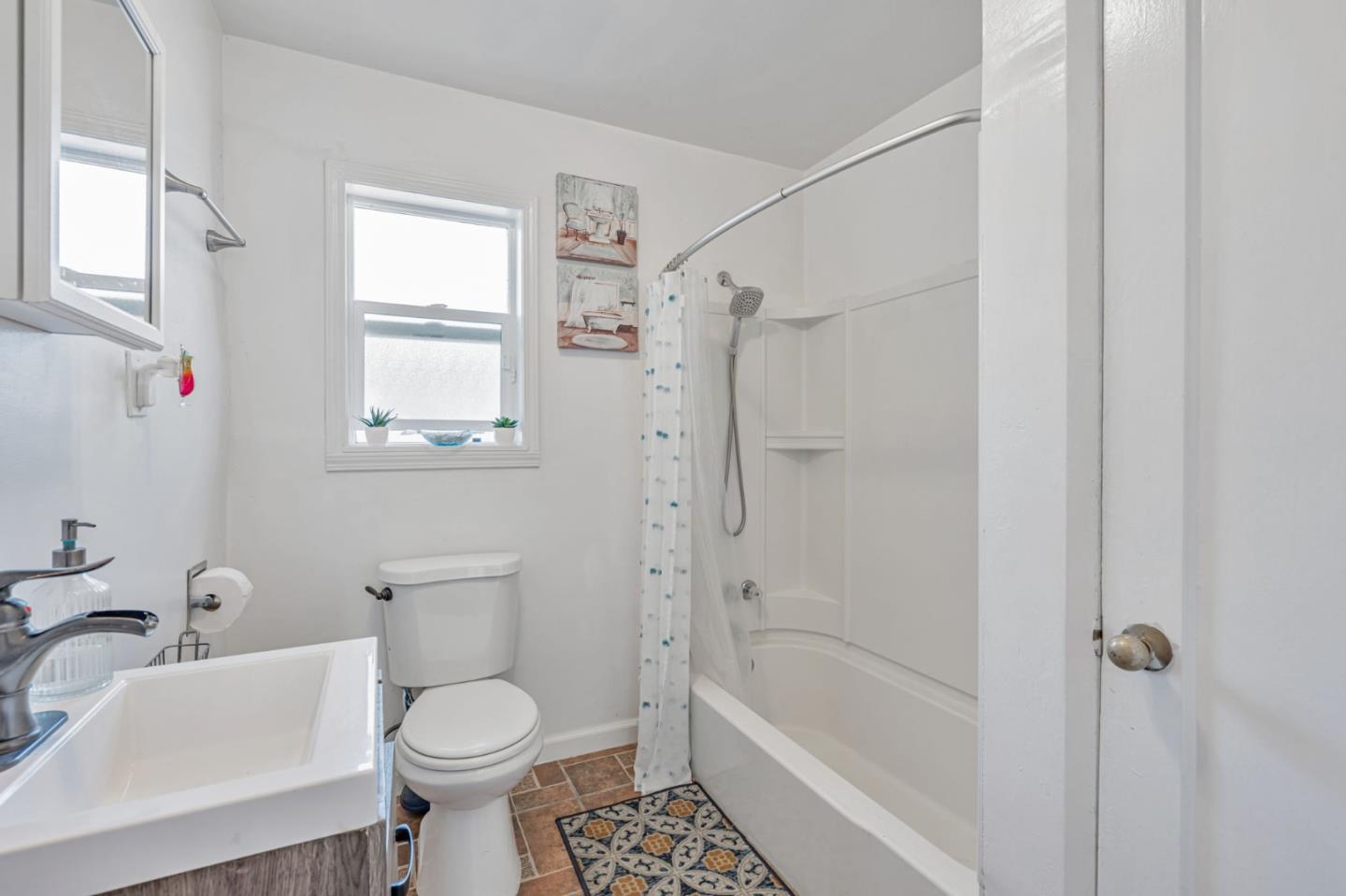 Detail Gallery Image 30 of 51 For 647 Stege Ave, Richmond,  CA 94804 - 4 Beds | 2 Baths
