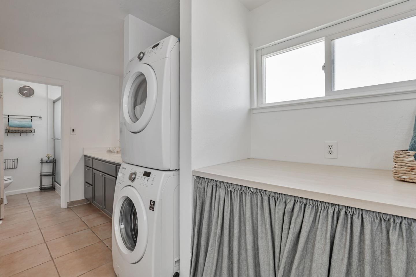 Detail Gallery Image 33 of 51 For 647 Stege Ave, Richmond,  CA 94804 - 4 Beds | 2 Baths