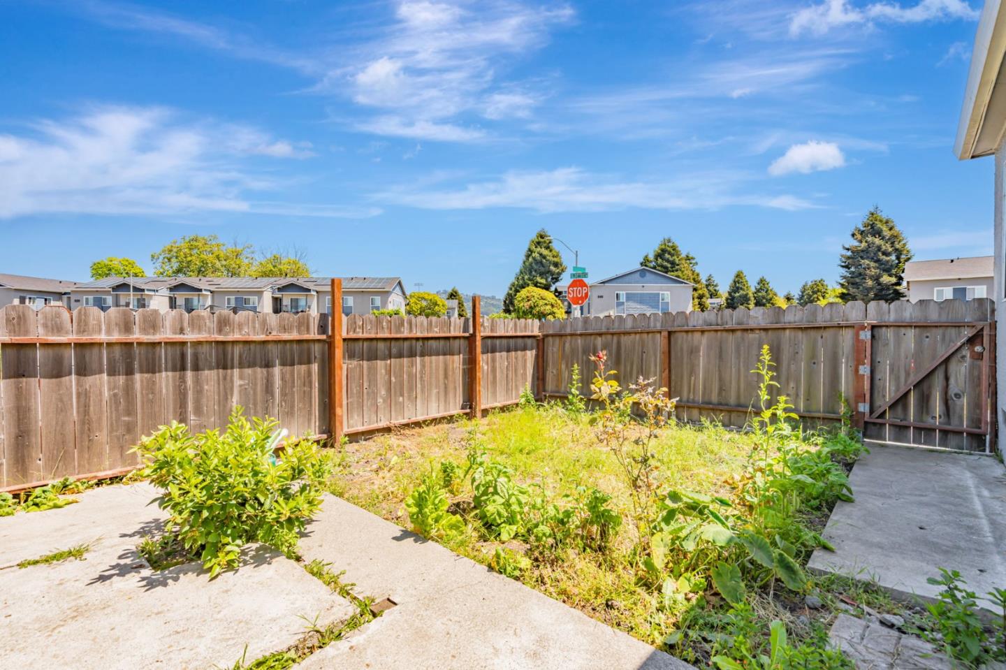 Detail Gallery Image 38 of 51 For 647 Stege Ave, Richmond,  CA 94804 - 4 Beds | 2 Baths