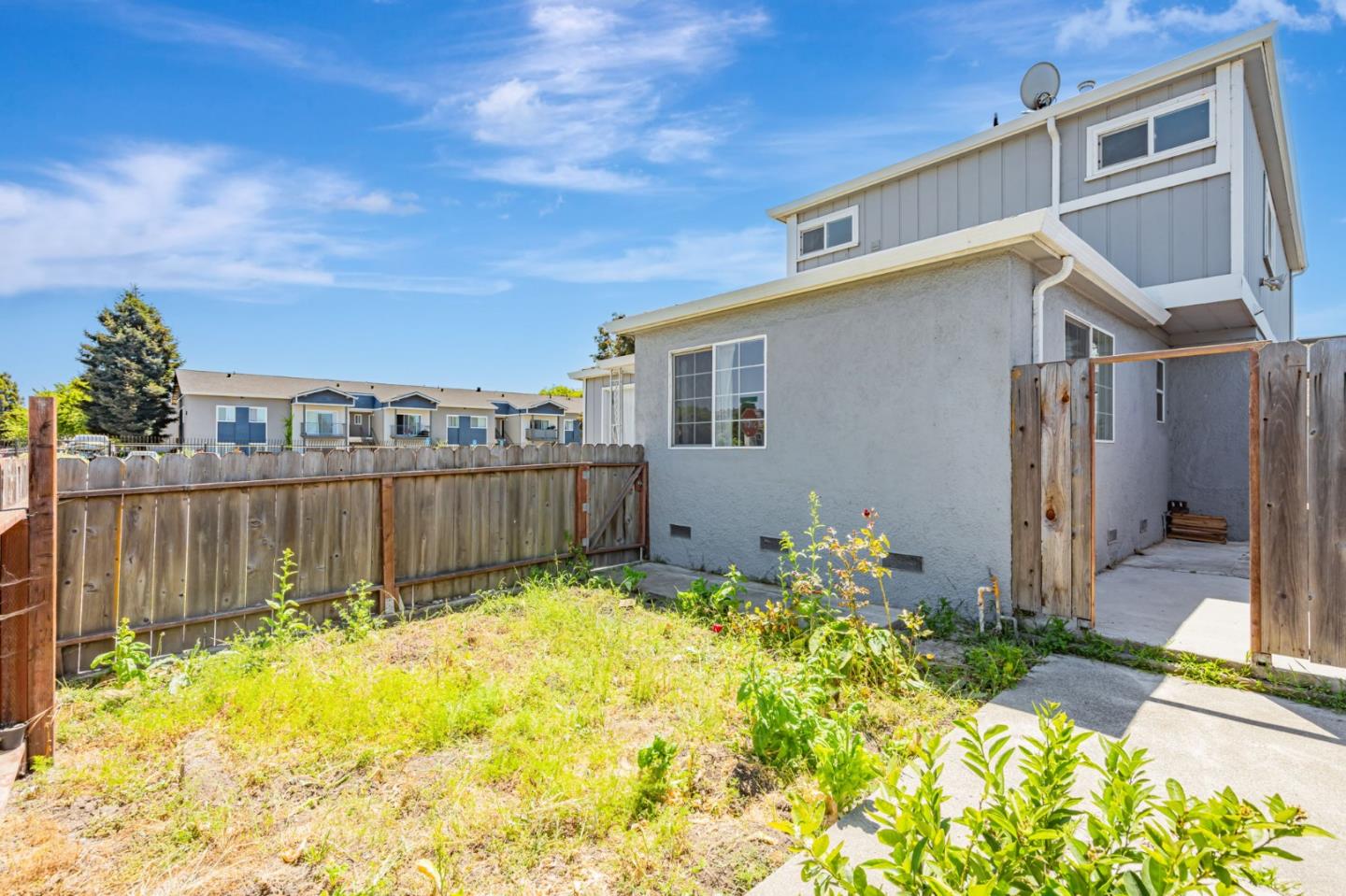 Detail Gallery Image 39 of 51 For 647 Stege Ave, Richmond,  CA 94804 - 4 Beds | 2 Baths
