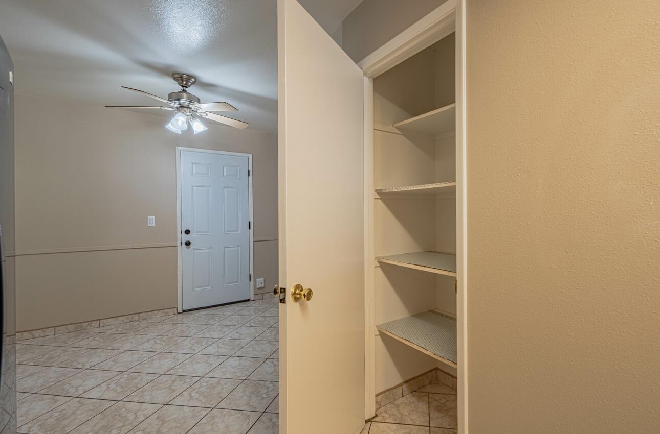 Detail Gallery Image 17 of 32 For 1840 Cherokee Dr #1,  Salinas,  CA 93906 - 2 Beds | 2 Baths