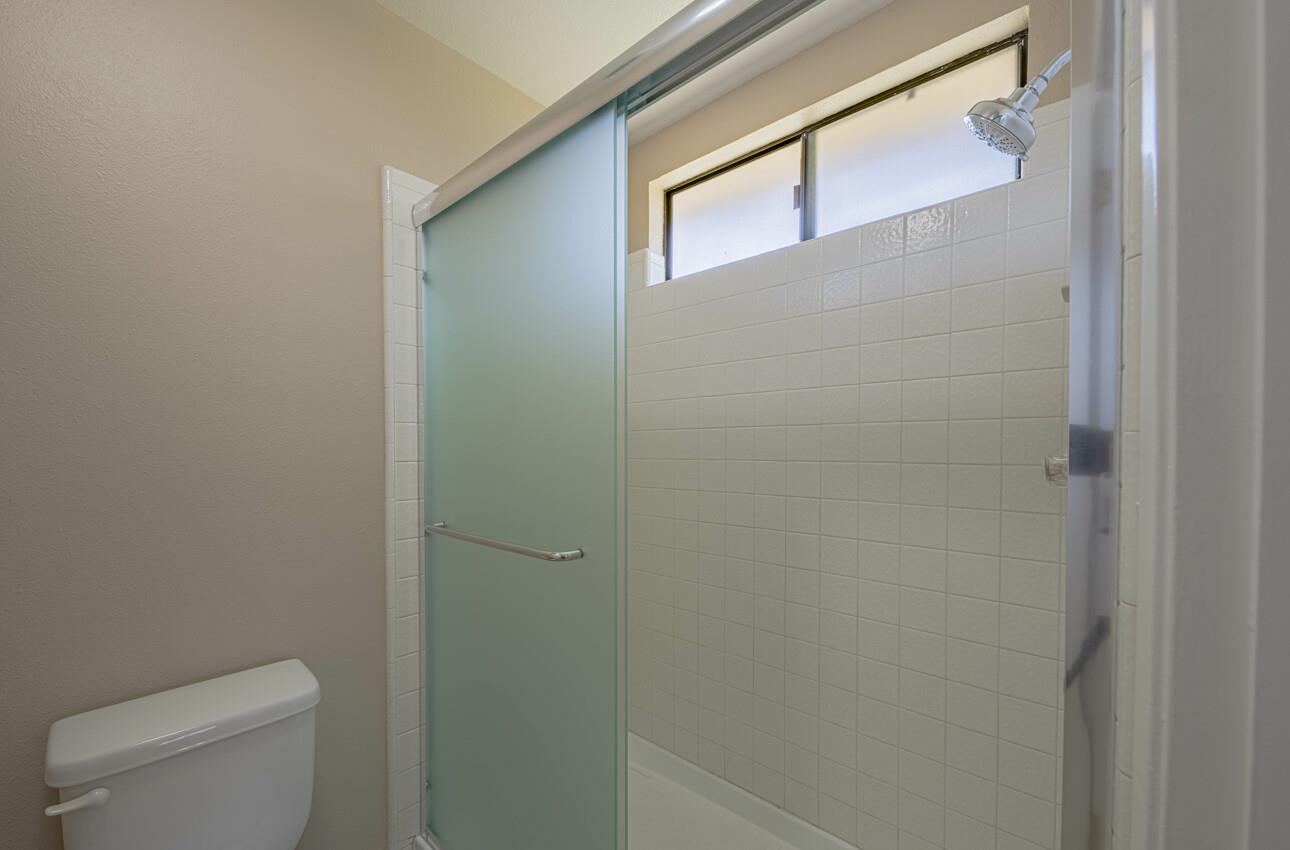 Detail Gallery Image 24 of 32 For 1840 Cherokee Dr #1,  Salinas,  CA 93906 - 2 Beds | 2 Baths