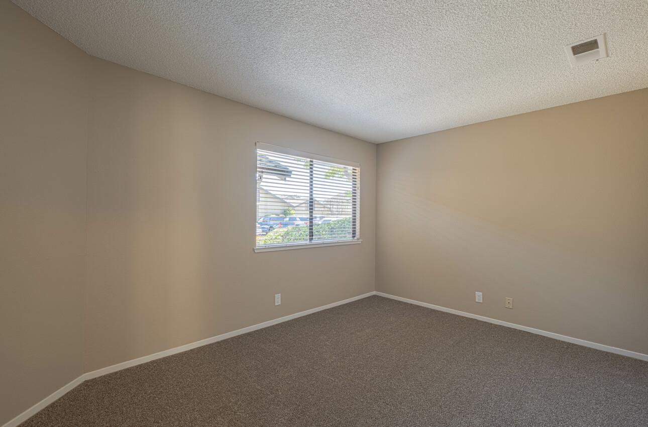 Detail Gallery Image 25 of 32 For 1840 Cherokee Dr #1,  Salinas,  CA 93906 - 2 Beds | 2 Baths