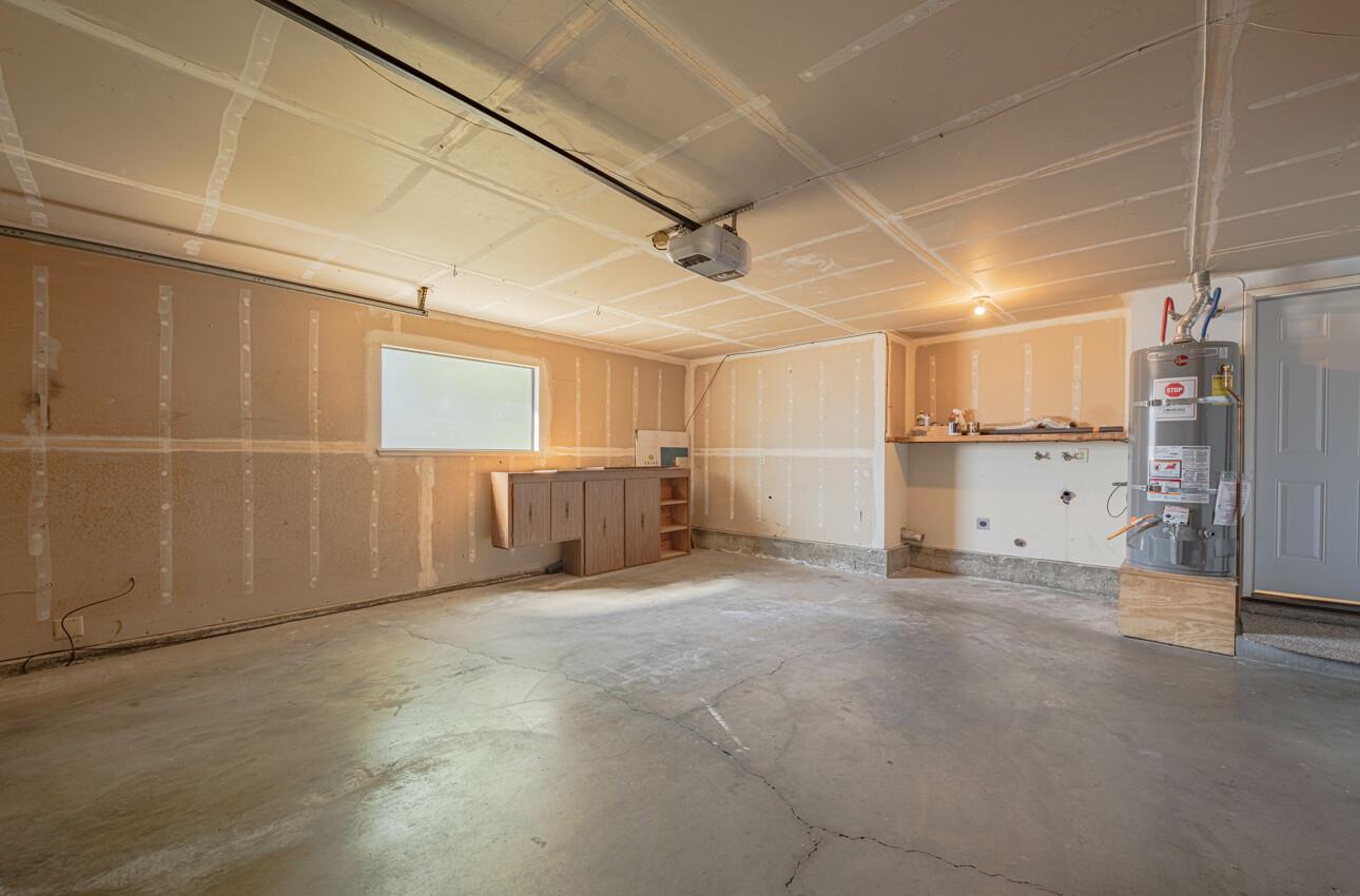 Detail Gallery Image 29 of 32 For 1840 Cherokee Dr #1,  Salinas,  CA 93906 - 2 Beds | 2 Baths