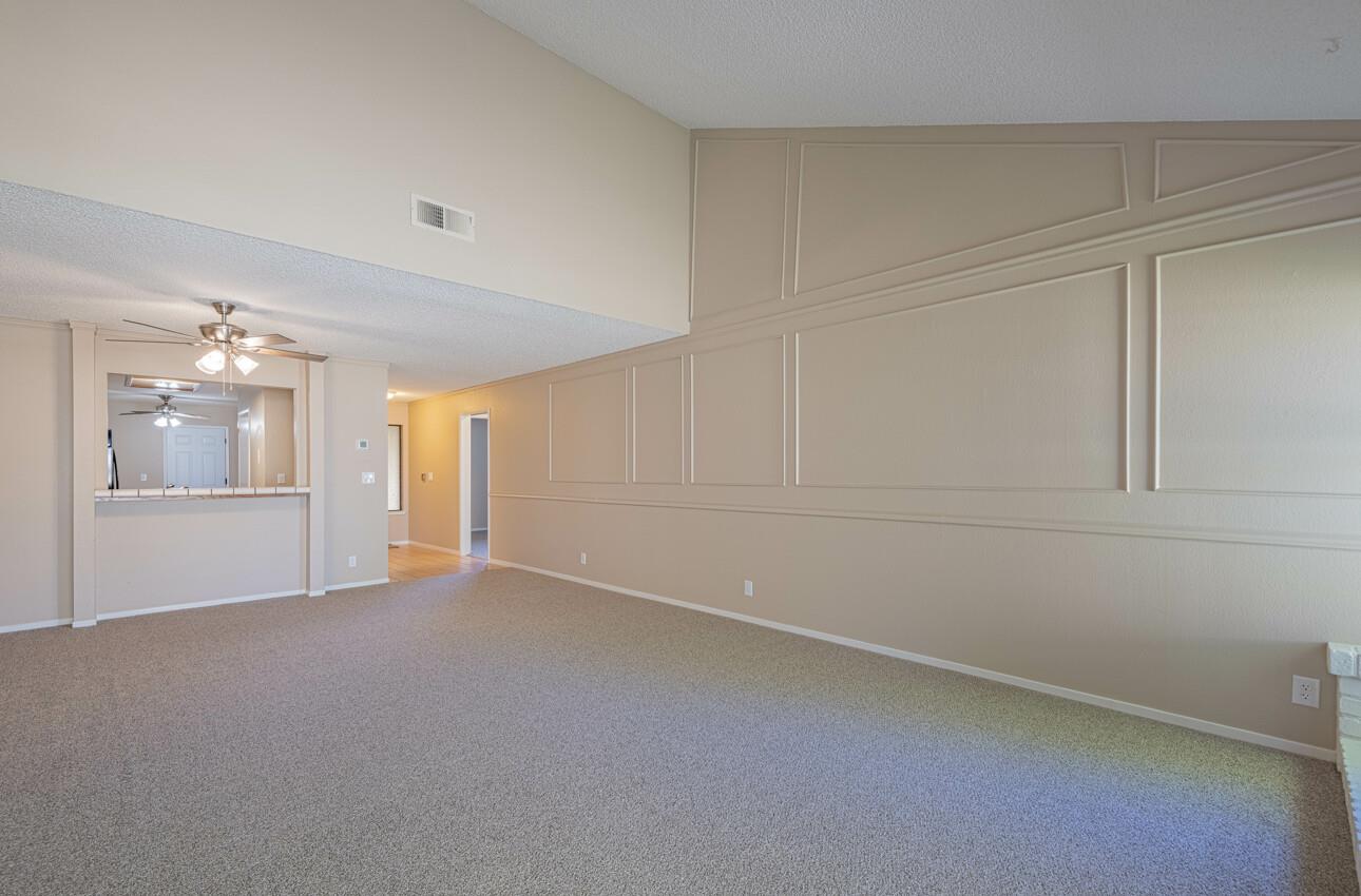 Detail Gallery Image 6 of 32 For 1840 Cherokee Dr #1,  Salinas,  CA 93906 - 2 Beds | 2 Baths