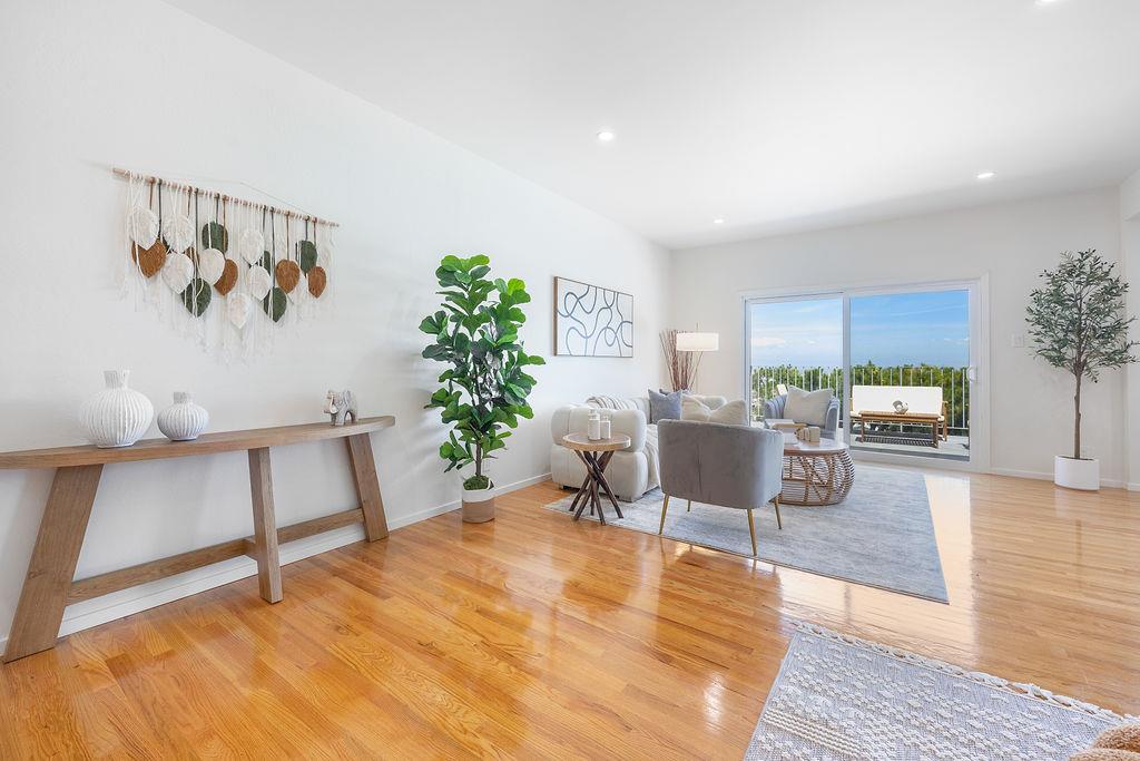Detail Gallery Image 7 of 61 For 818 Clearfield Dr, Millbrae,  CA 94030 - 5 Beds | 3/1 Baths