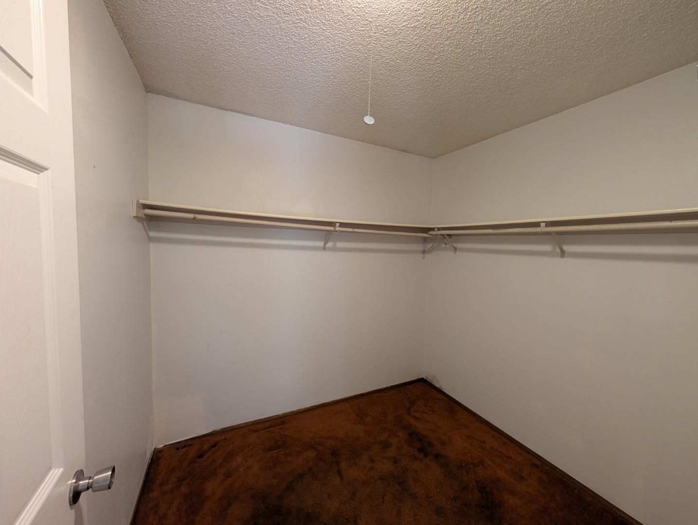 Detail Gallery Image 16 of 30 For 1826 Perrone Cir, San Jose,  CA 95116 - 3 Beds | 2 Baths