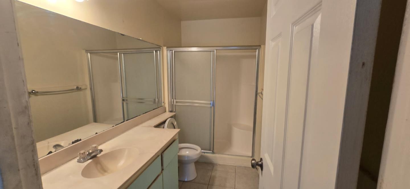 Detail Gallery Image 24 of 30 For 1826 Perrone Cir, San Jose,  CA 95116 - 3 Beds | 2 Baths