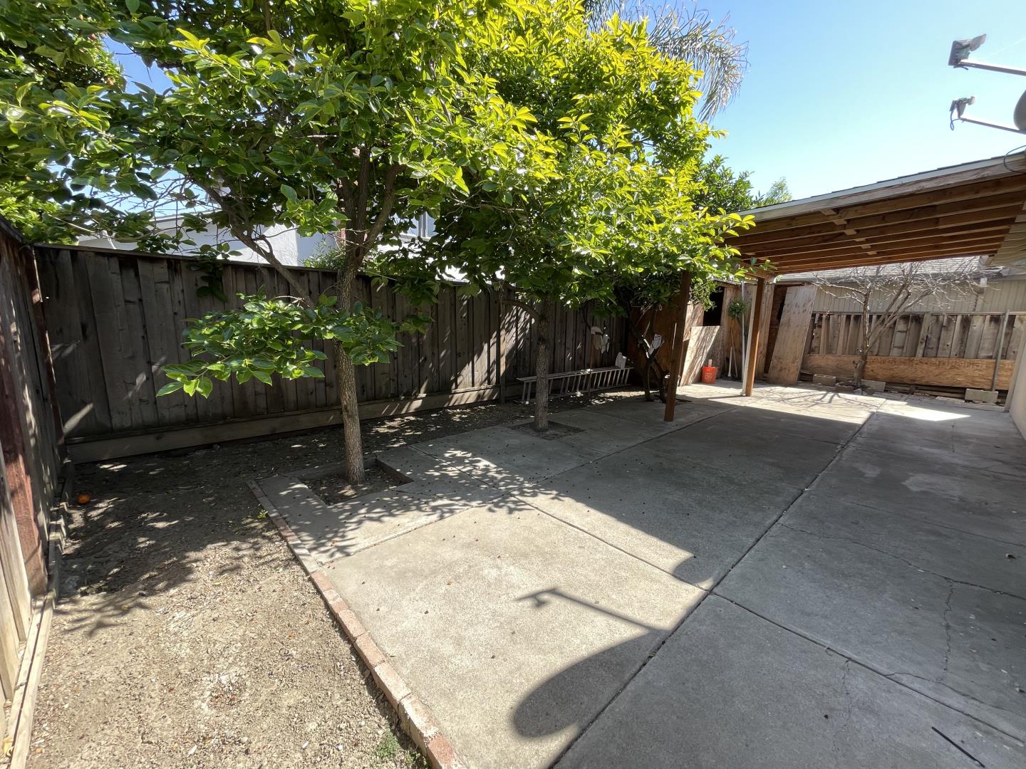 Detail Gallery Image 29 of 30 For 1826 Perrone Cir, San Jose,  CA 95116 - 3 Beds | 2 Baths