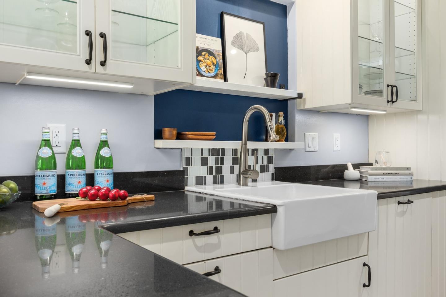 Detail Gallery Image 11 of 31 For 202 Santa Clara Ave, Aptos,  CA 95003 - 2 Beds | 2 Baths