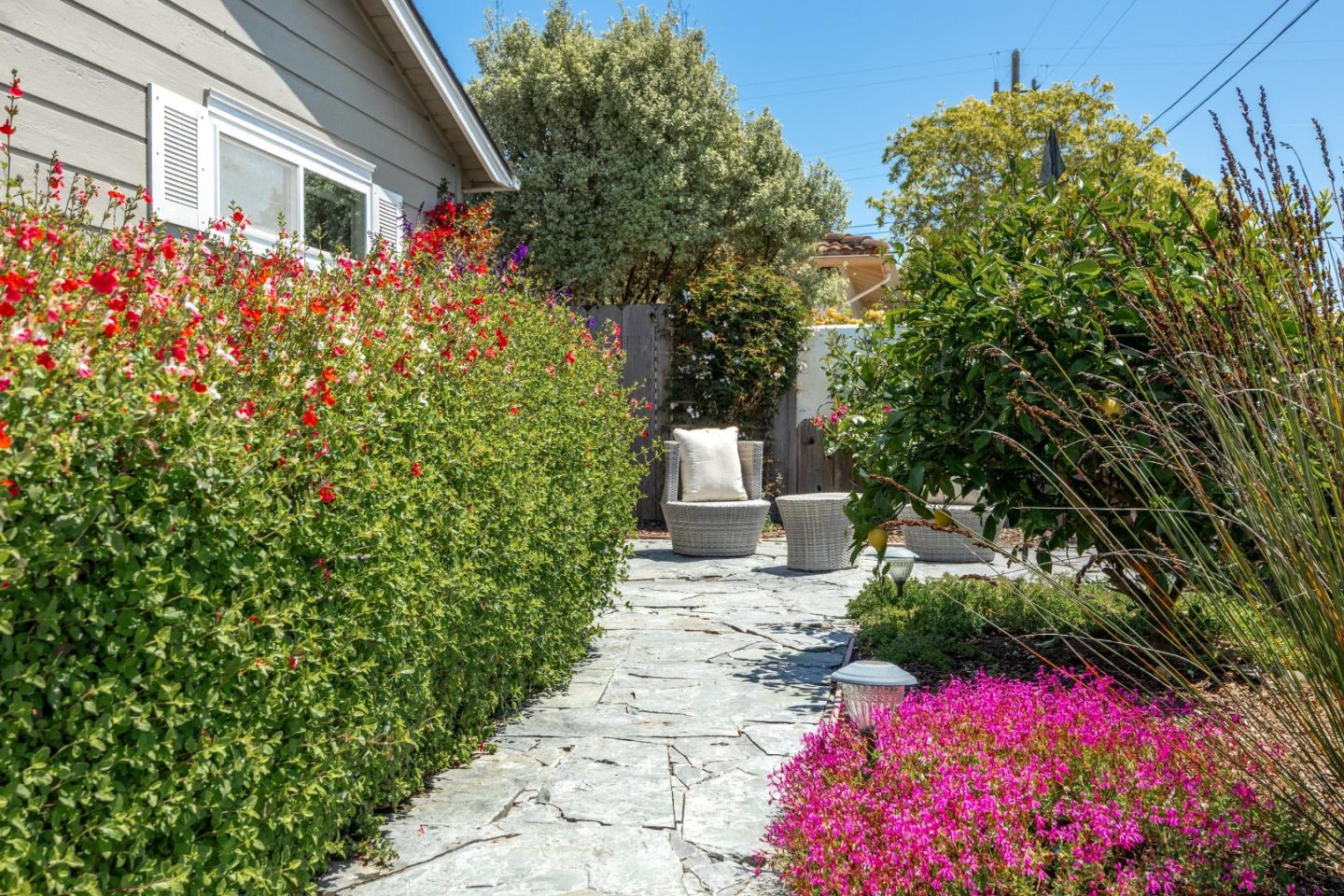 Detail Gallery Image 19 of 31 For 202 Santa Clara Ave, Aptos,  CA 95003 - 2 Beds | 2 Baths