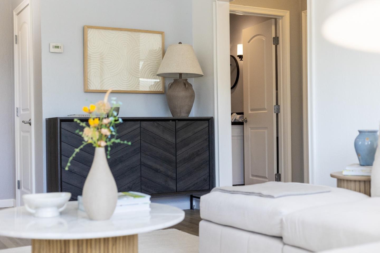 Detail Gallery Image 6 of 31 For 202 Santa Clara Ave, Aptos,  CA 95003 - 2 Beds | 2 Baths