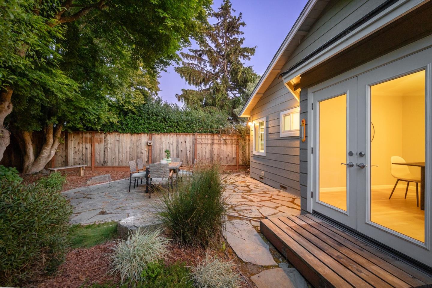 Detail Gallery Image 7 of 31 For 202 Santa Clara Ave, Aptos,  CA 95003 - 2 Beds | 2 Baths