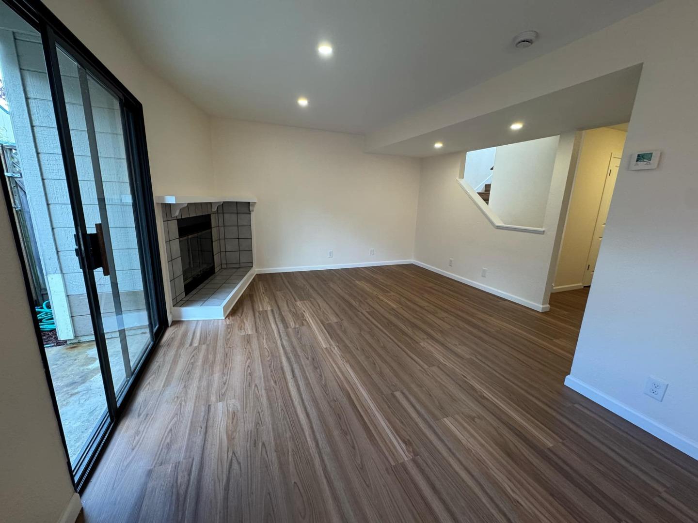 Detail Gallery Image 10 of 35 For 2603 Hambleton Ln, Santa Cruz,  CA 95065 - 2 Beds | 2/1 Baths