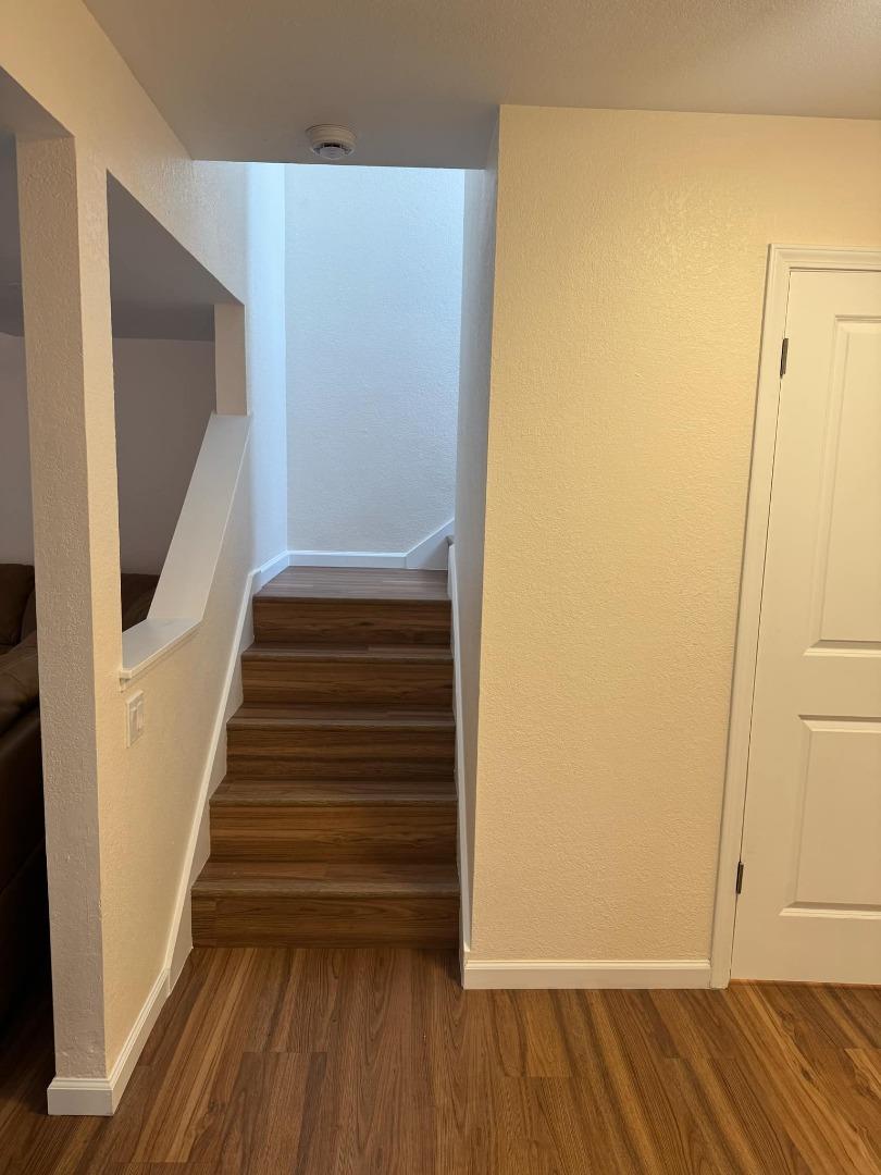 Detail Gallery Image 16 of 35 For 2603 Hambleton Ln, Santa Cruz,  CA 95065 - 2 Beds | 2/1 Baths