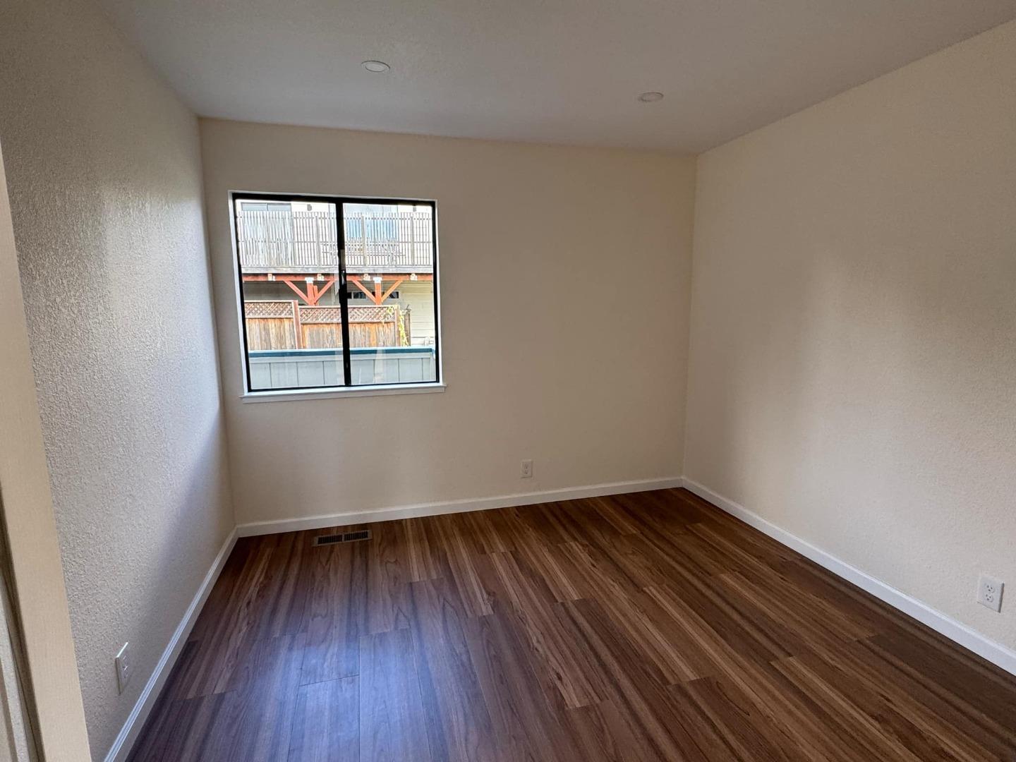 Detail Gallery Image 20 of 35 For 2603 Hambleton Ln, Santa Cruz,  CA 95065 - 2 Beds | 2/1 Baths
