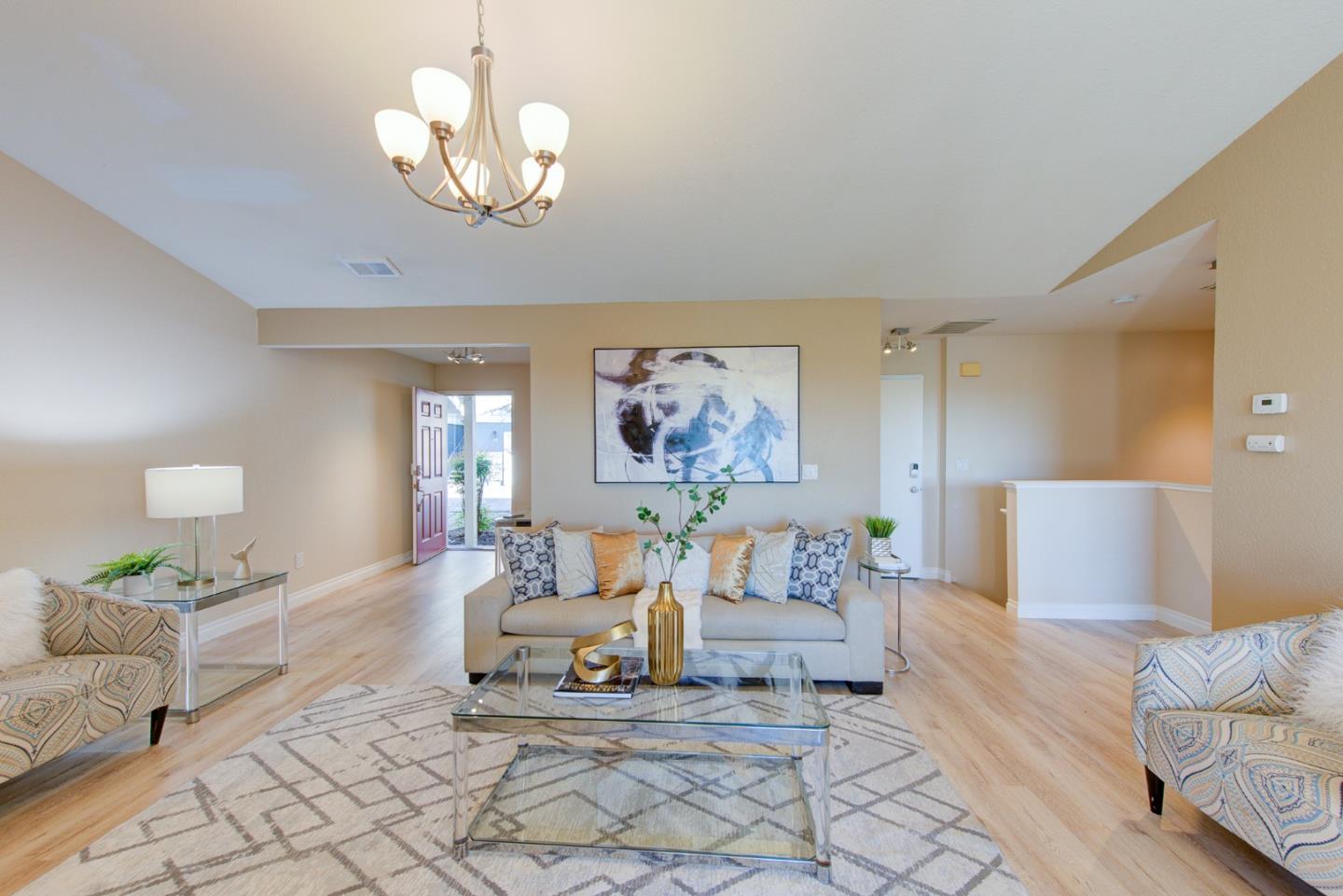 Detail Gallery Image 6 of 38 For 794 Golden Creek Ter, San Jose,  CA 95111 - 3 Beds | 3 Baths
