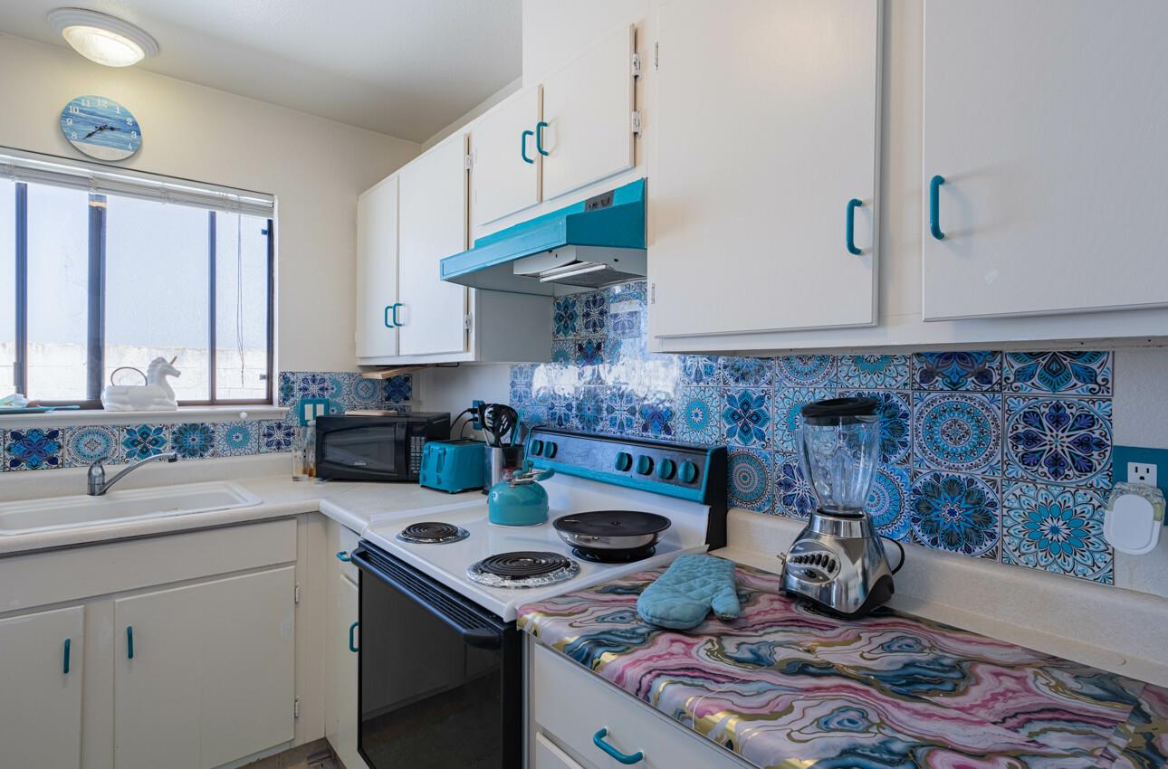 Detail Gallery Image 5 of 35 For 360 Prescott Ave, Monterey,  CA 93940 - – Beds | – Baths