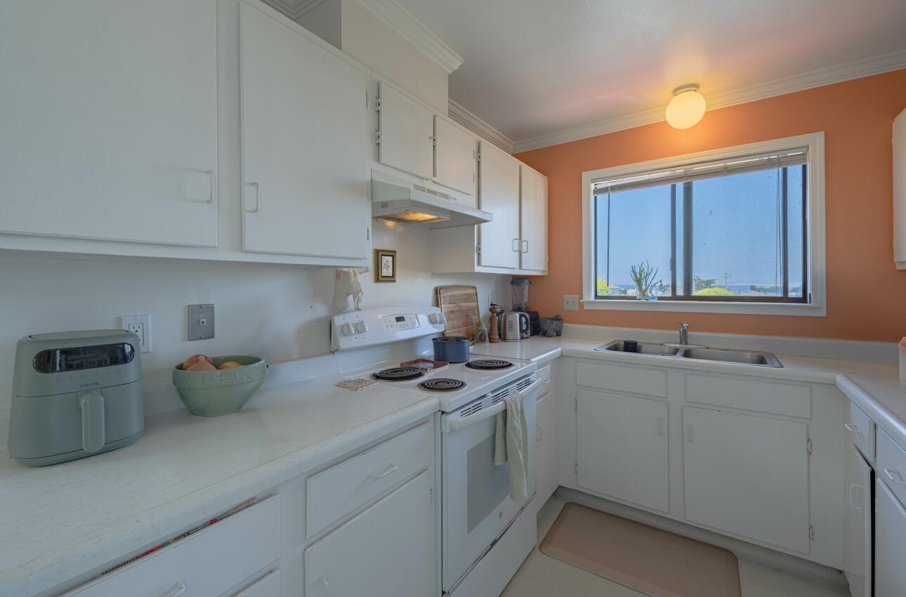Detail Gallery Image 8 of 35 For 360 Prescott Ave, Monterey,  CA 93940 - – Beds | – Baths